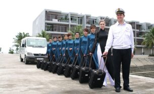Paradise Cruises Hạ Long dành 3000 vé khuyến mại từ 0 đồng dịp hè 2015