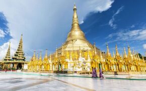 Tour du lịch chiêm bái cầu may nở rộ sau tết
