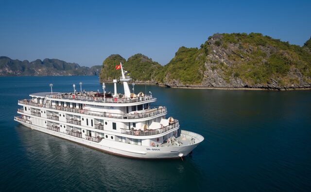 Paradise Cruises: Môi trường làm việc “thiên đường”