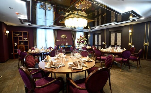 Một Hồng Kông thu nhỏ trong không gian nhà hàng Hong Hua Ting