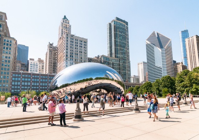 Công trình nghệ thuật Cloud Gate “Hạt đậu” – biểu tượng của thành phố Chicago