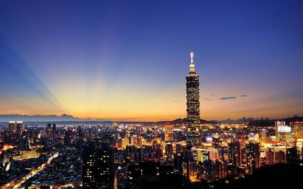 Tháp Taipei 101 tầng là một trong mười tòa tháp cao nhất thế giới